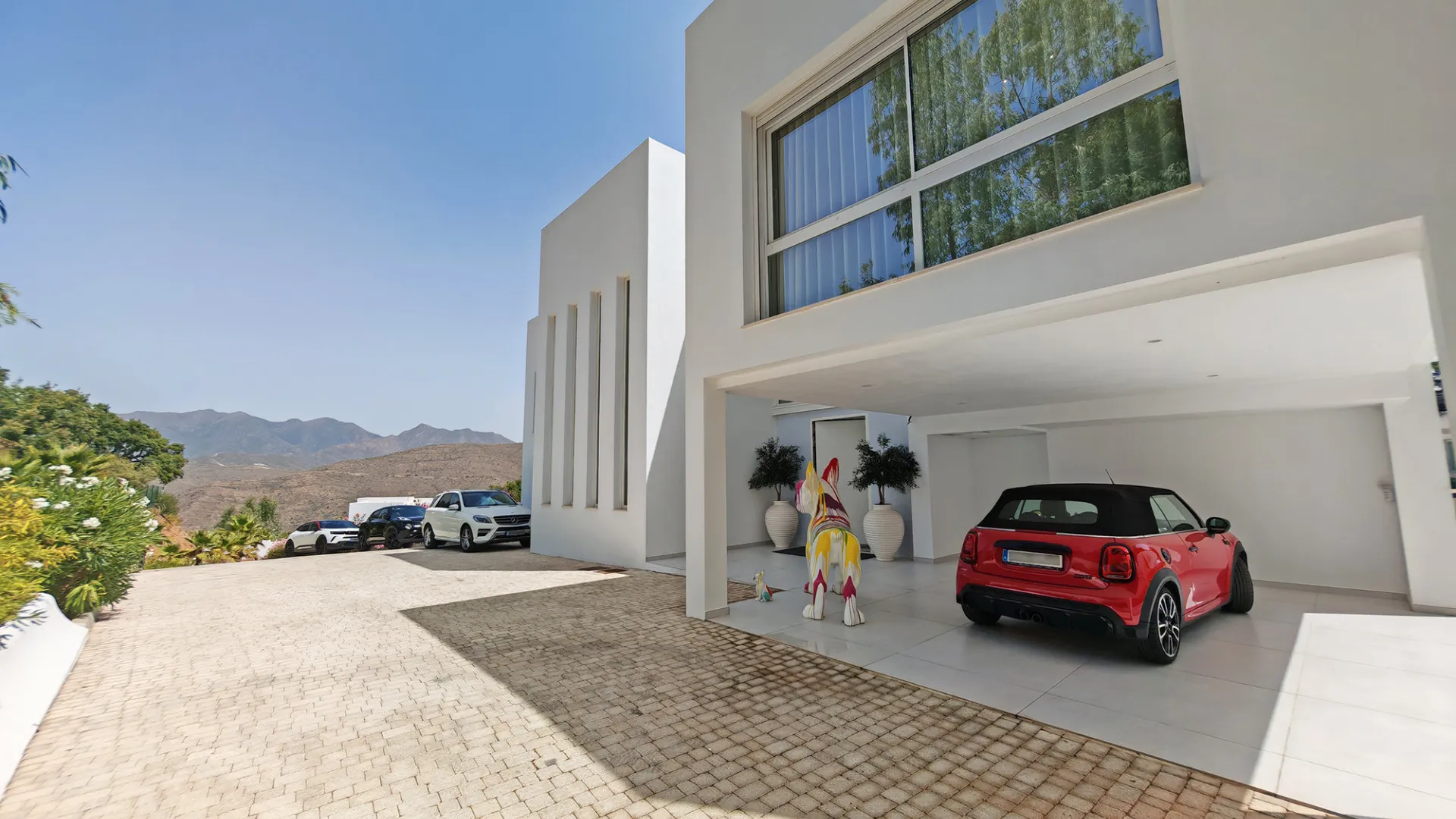 Villa for sale in La Mairena