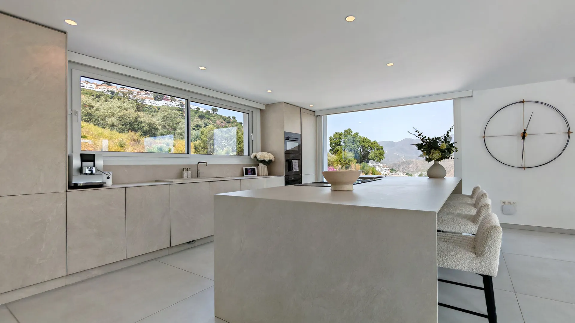 Villa for sale in La Mairena