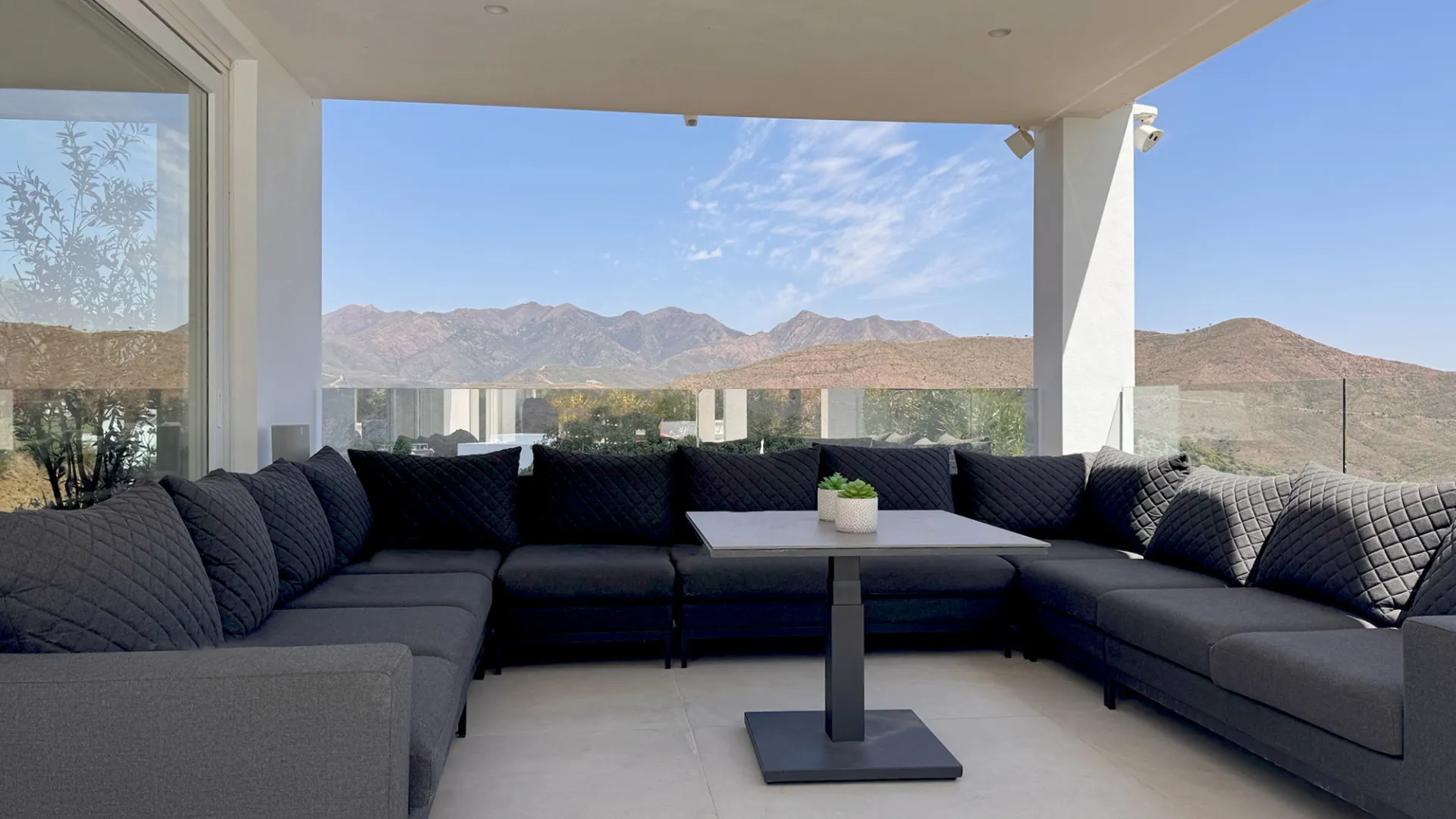 La Mairena 4 bedrooms villa for sale