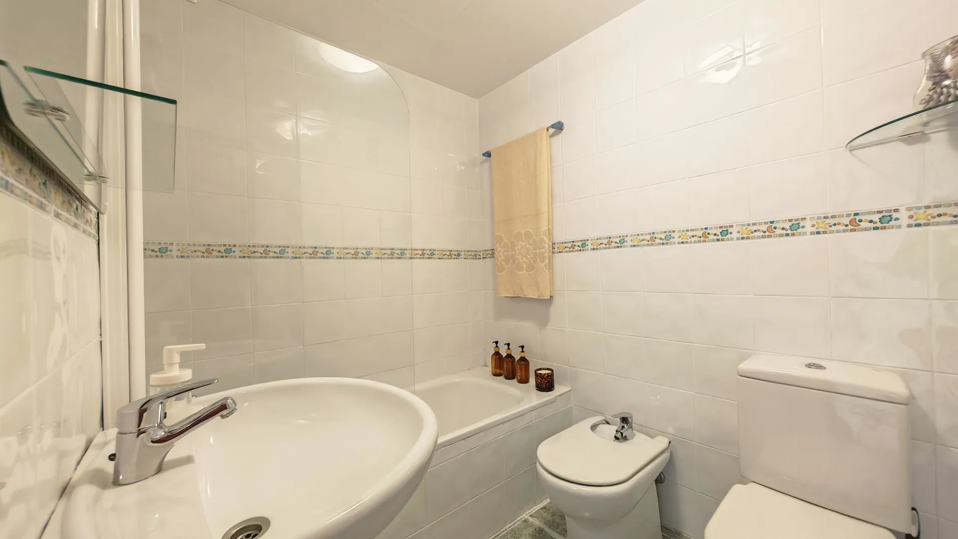 Comprar atico duplex con 3 dormitorios en La Resina Golf
