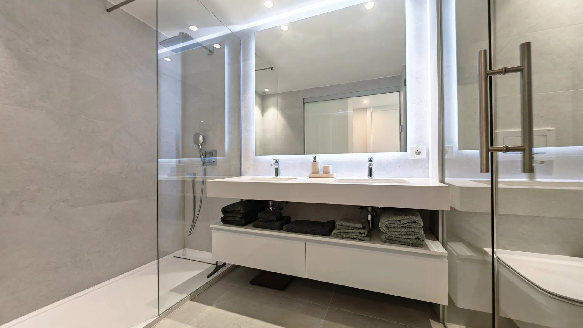 Selwo 3 bedrooms apartment for sale