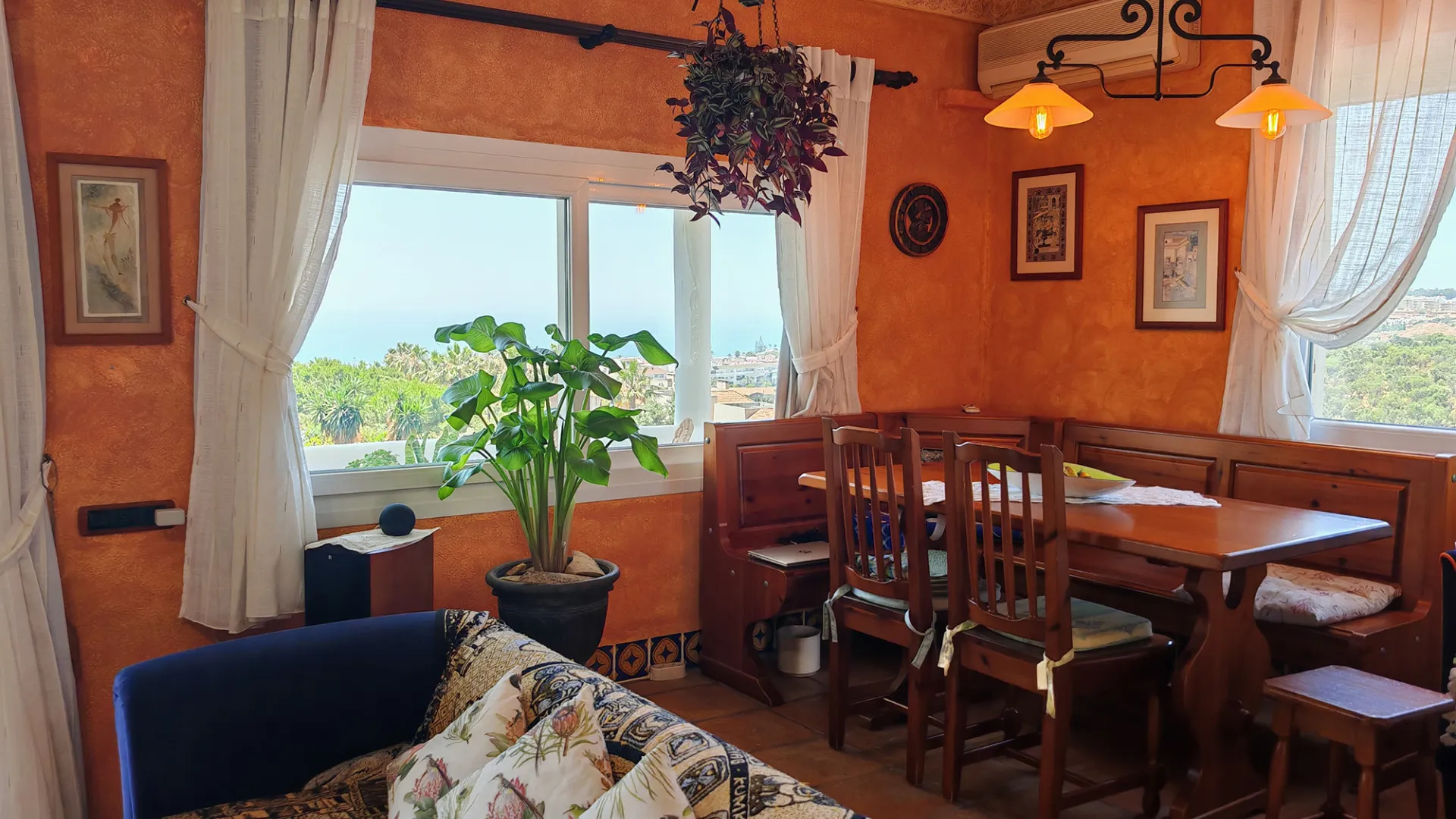Villa for sale in Cala de Mijas with 3 bedrooms