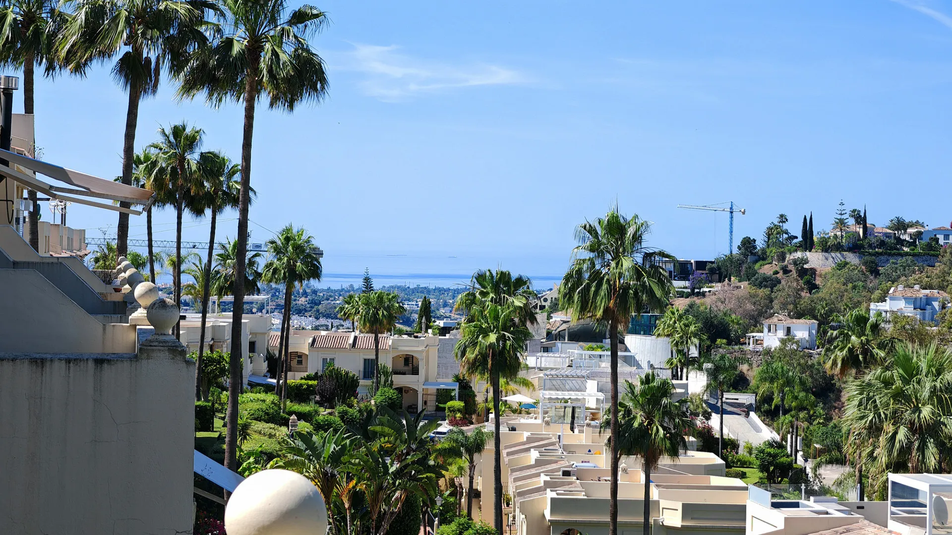 La Quinta Hills duplex penthouse for sale