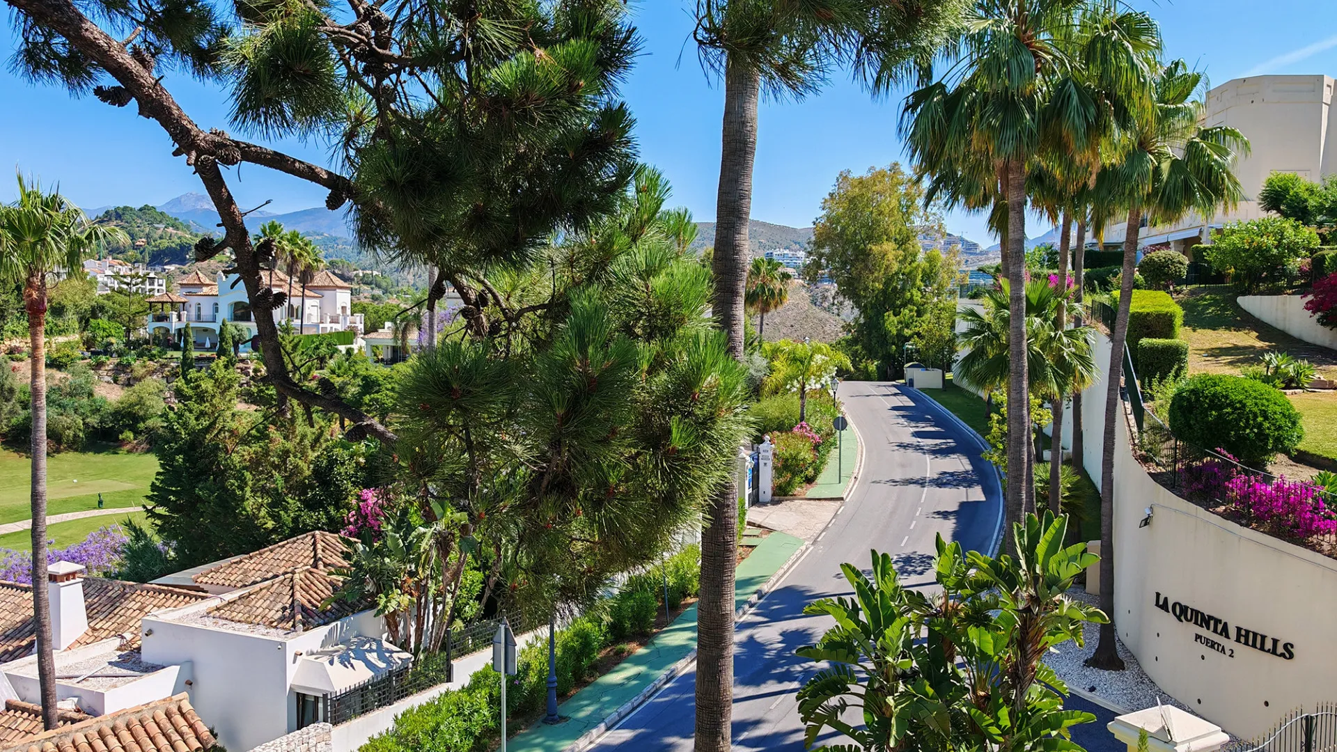 La Quinta Hills duplex penthouse for sale
