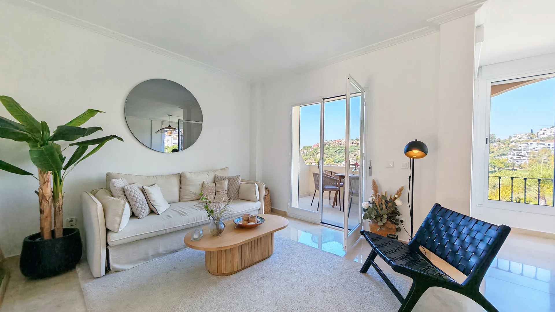 La Quinta Hills duplex penthouse for sale