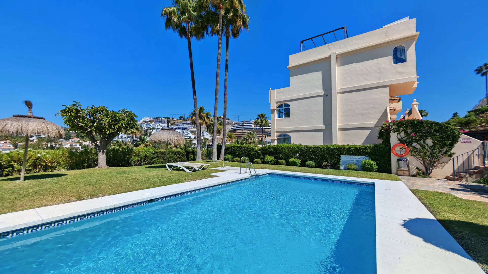 La Quinta Hills duplex penthouse for sale