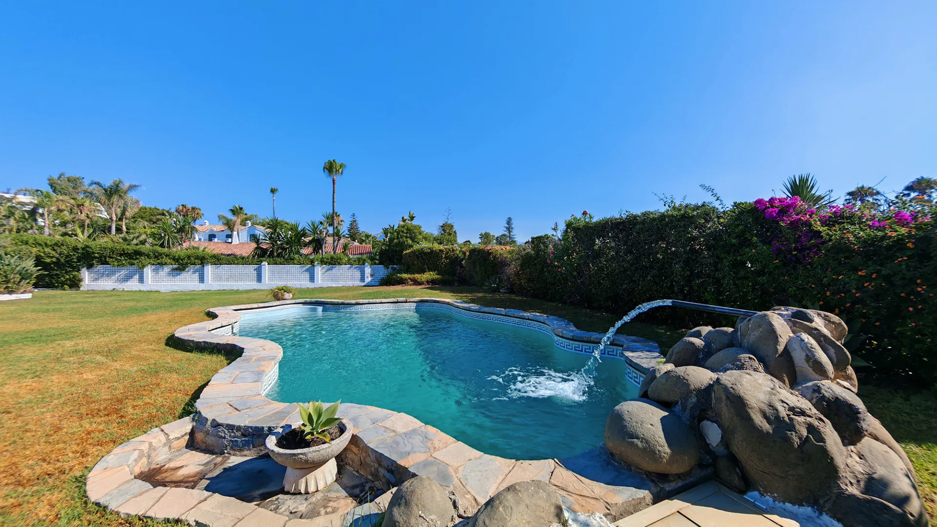 Guadalmina Baja villa for sale