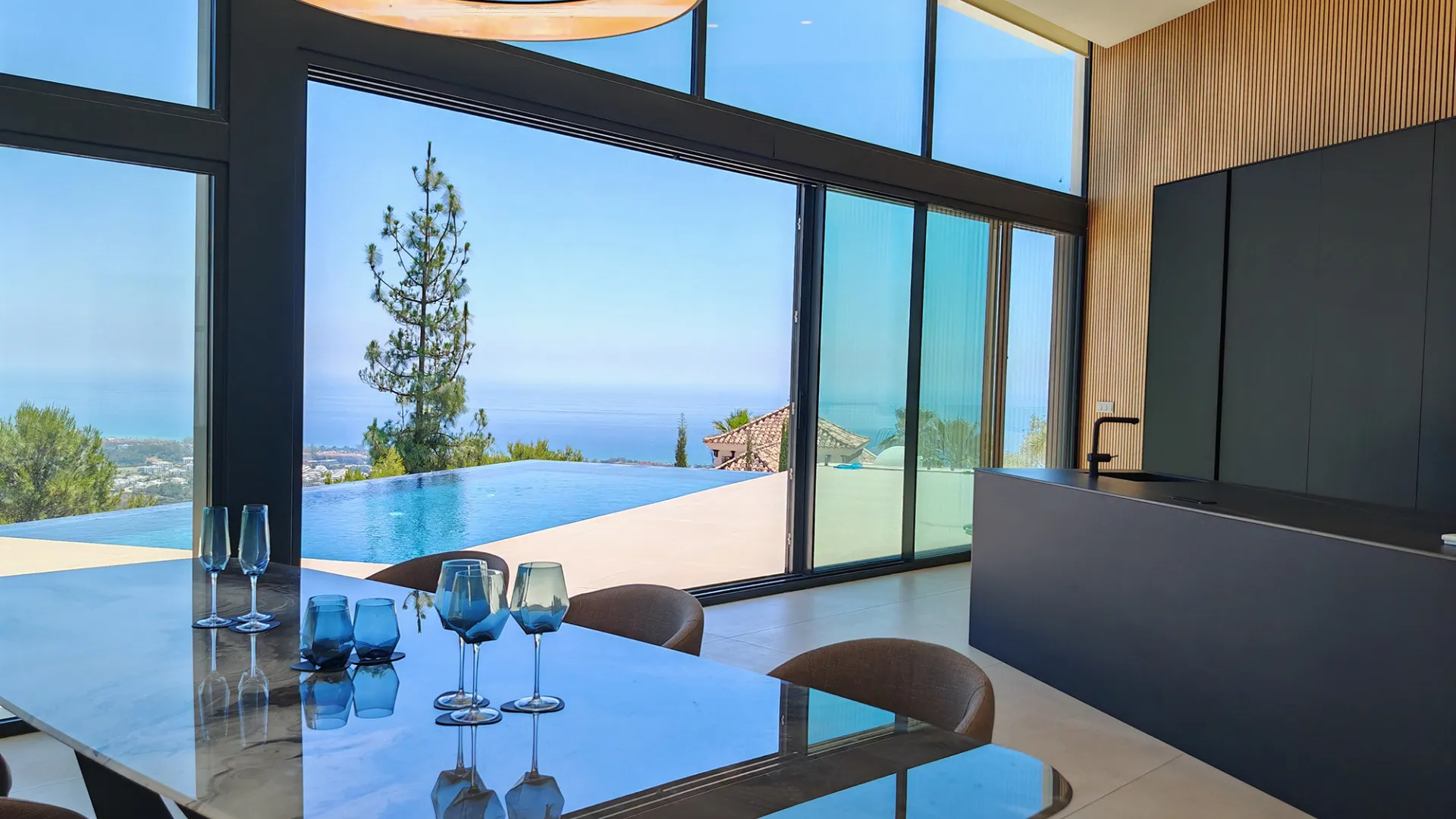 Los Altos de los Monteros 4 bedrooms villa for sale