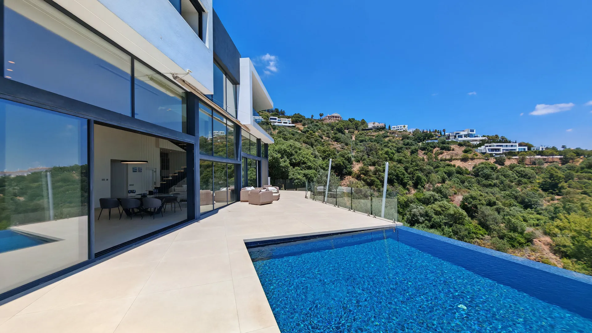 Los Altos de los Monteros 4 bedrooms villa for sale