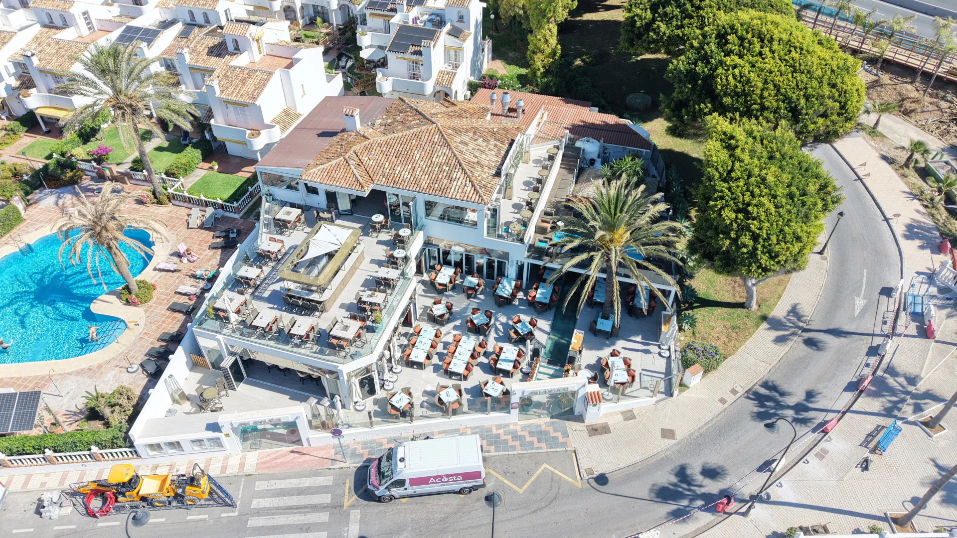 For sale restaurant with 5 bedrooms in Cala de Mijas