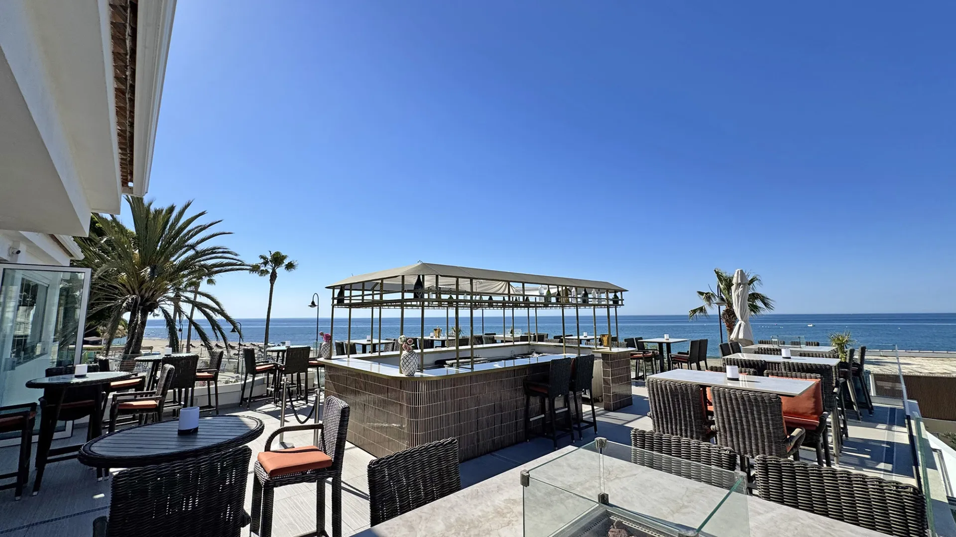 For sale restaurant with 5 bedrooms in Cala de Mijas