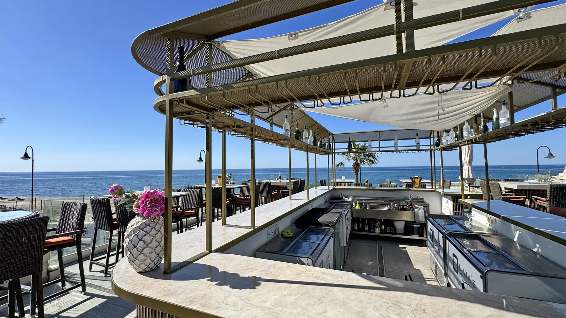 For sale restaurant with 5 bedrooms in Cala de Mijas
