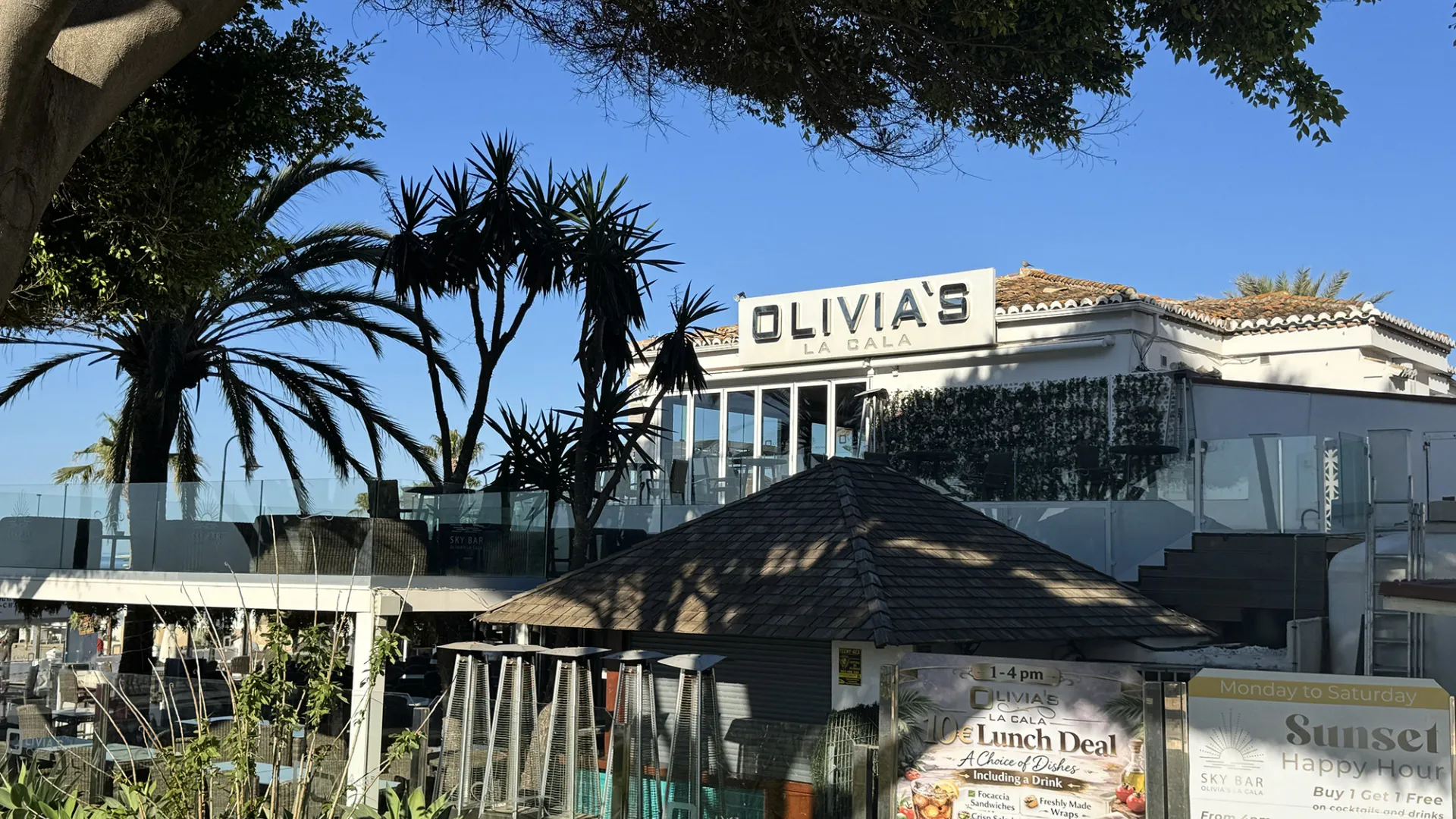 For sale restaurant with 5 bedrooms in Cala de Mijas
