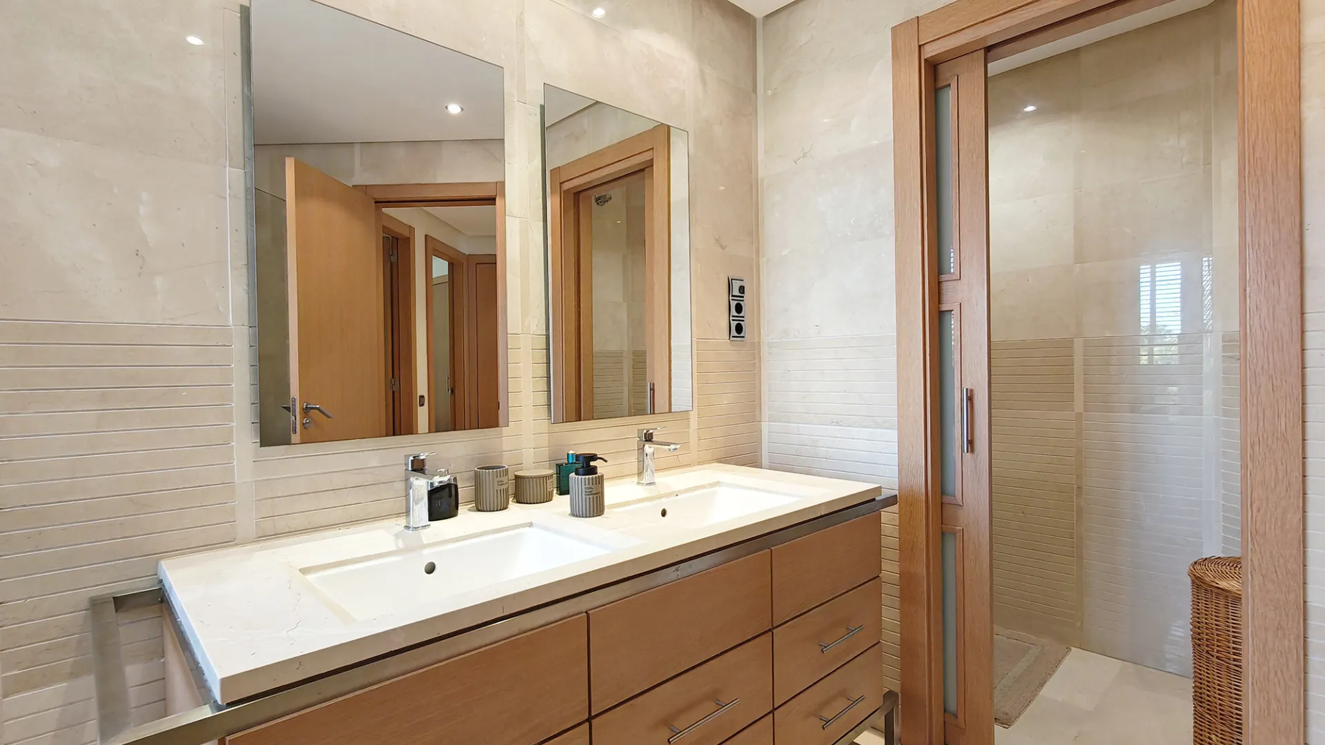 Se vende apartamento con 3 dormitorios en Sierra Blanca