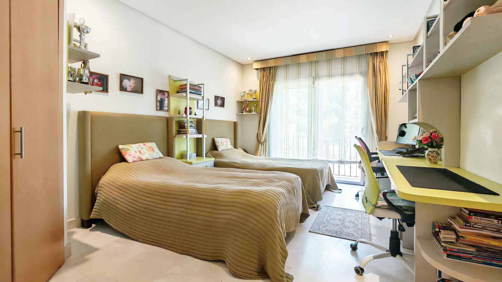 Se vende apartamento con 3 dormitorios en Sierra Blanca