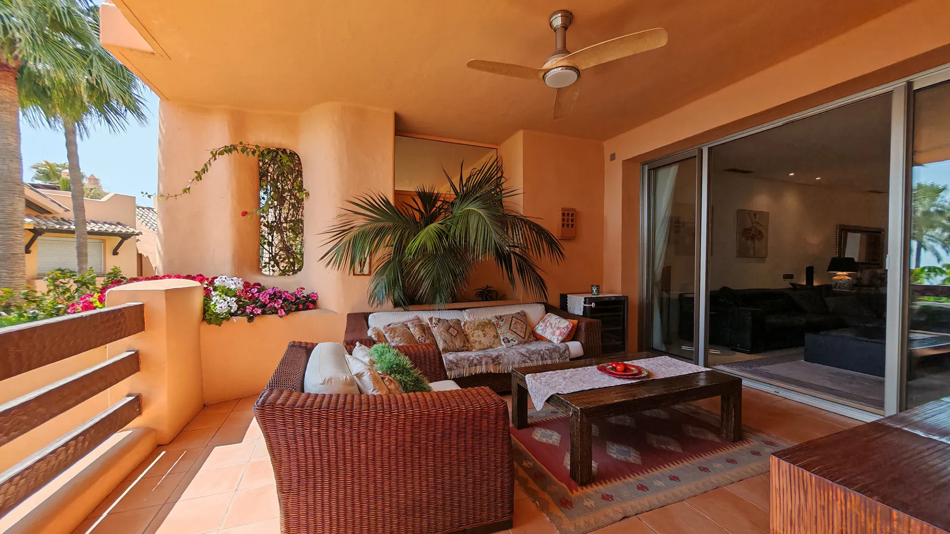 Se vende apartamento con 3 dormitorios en Sierra Blanca