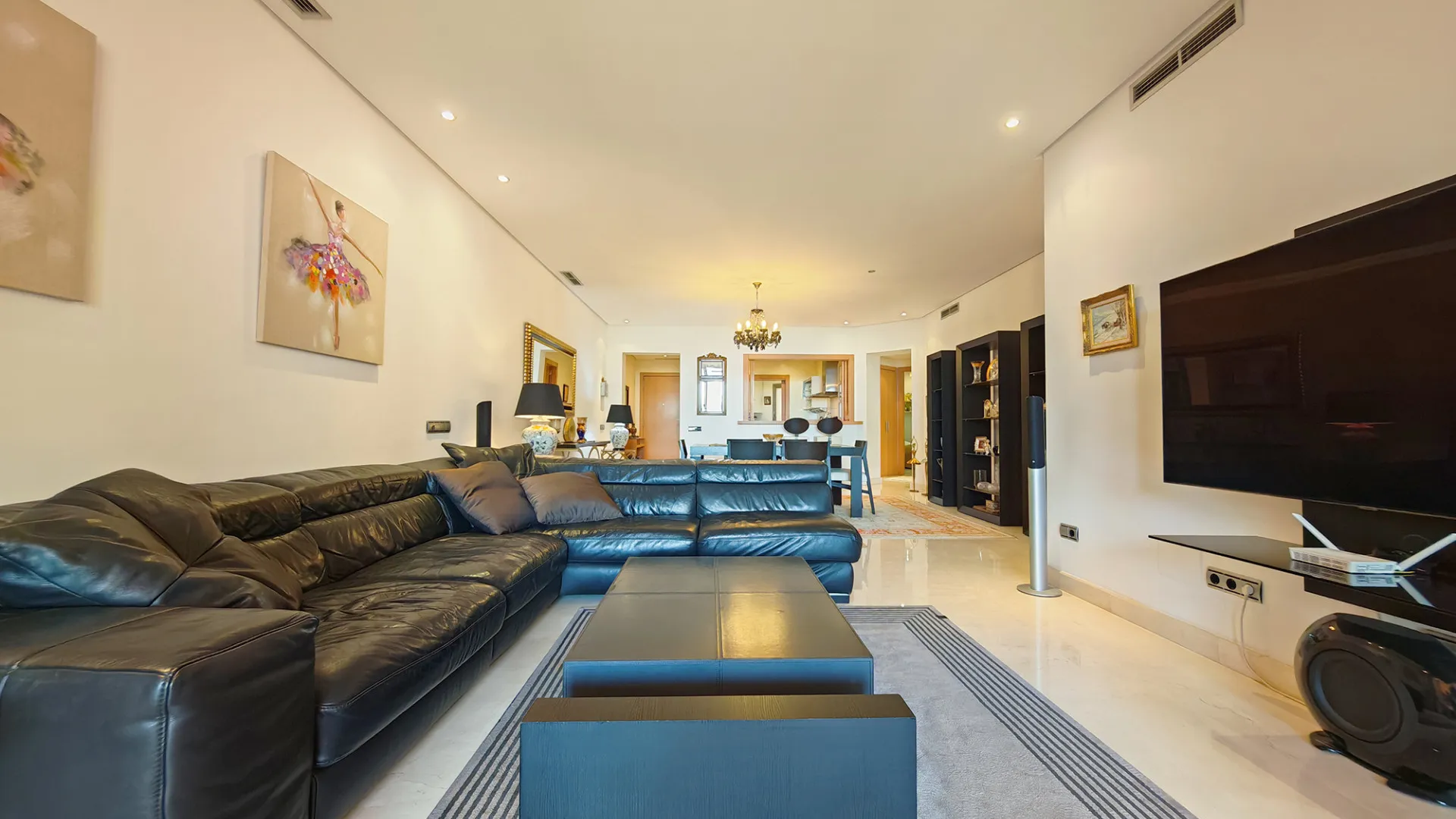 Se vende apartamento con 3 dormitorios en Sierra Blanca
