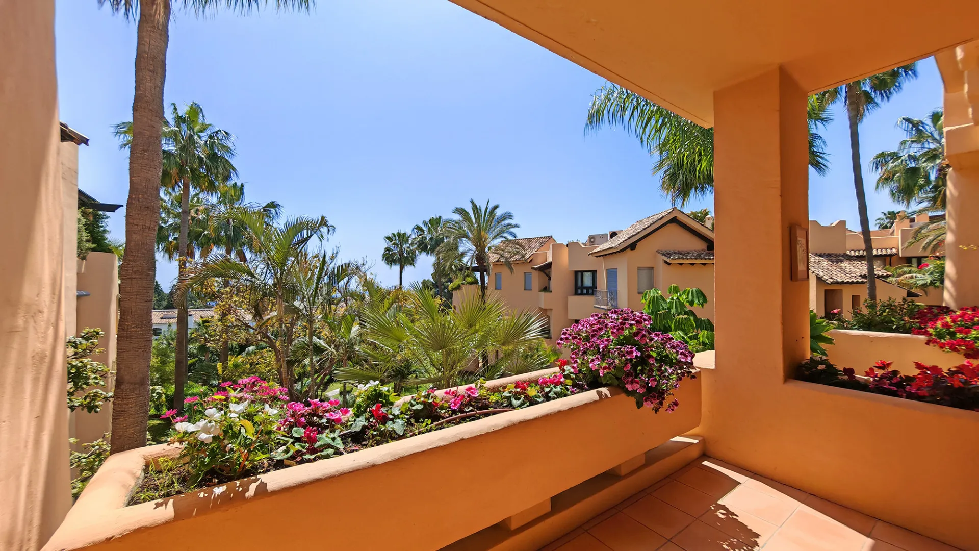 Se vende apartamento con 3 dormitorios en Sierra Blanca