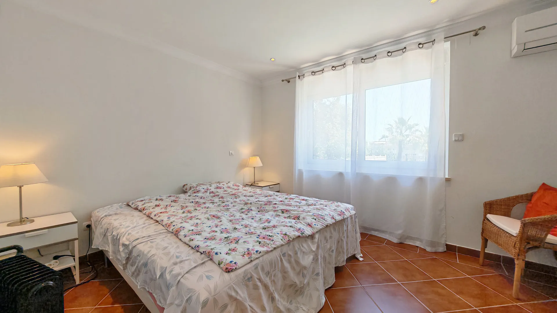 Marbesa, villa a la venta con 5 dormitorios