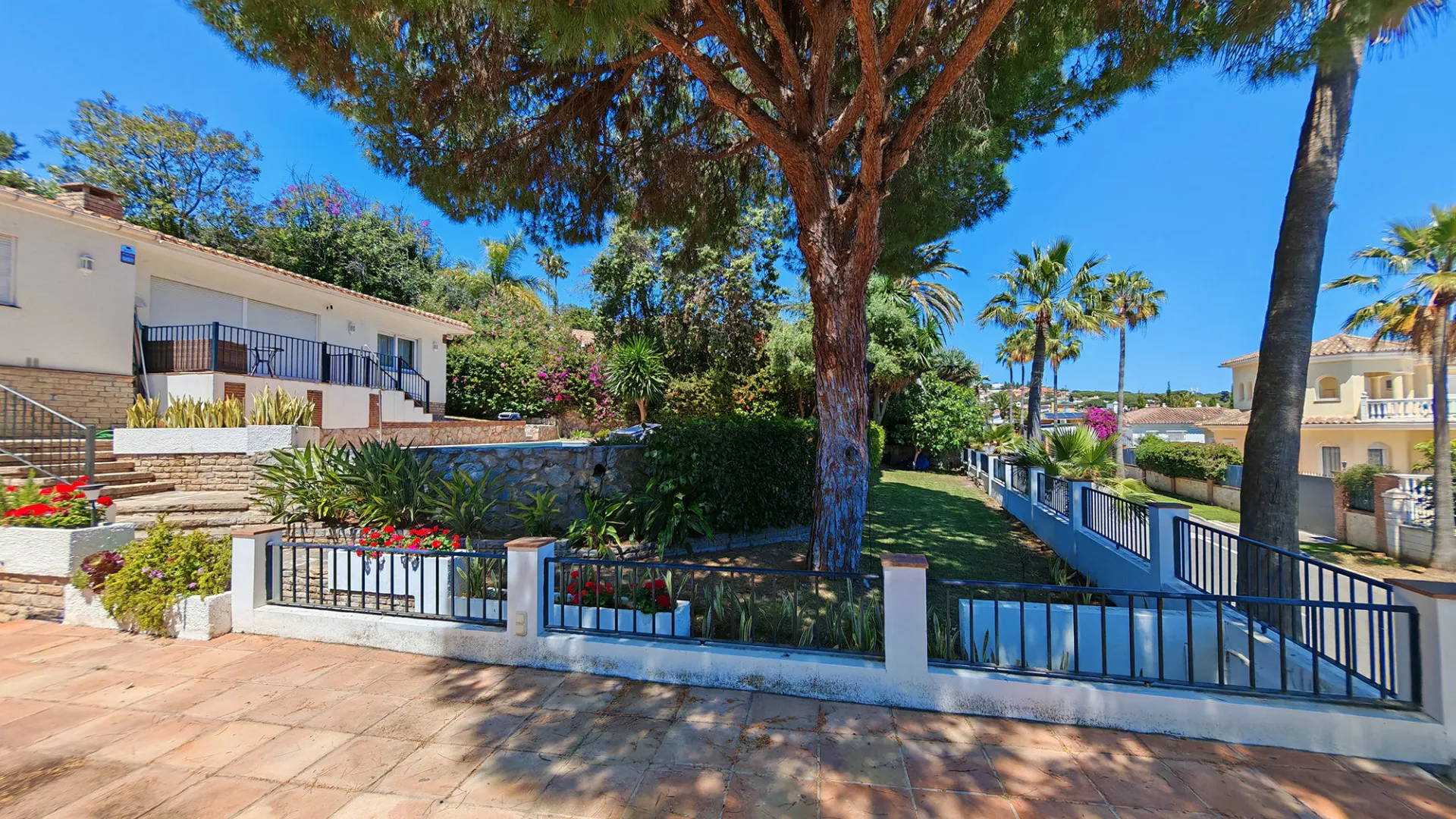 Marbesa, villa a la venta con 5 dormitorios