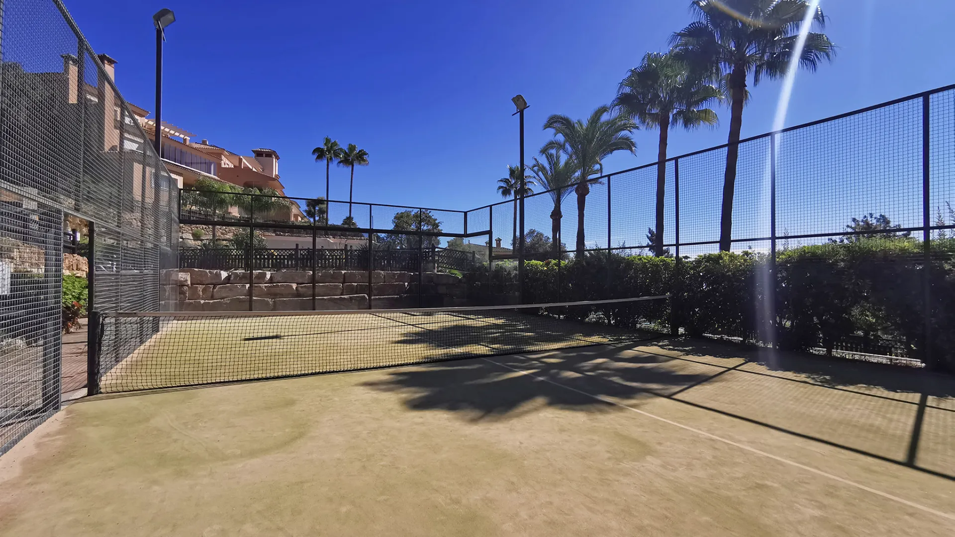 2 bedrooms La Mairena ground floor apartment for sale