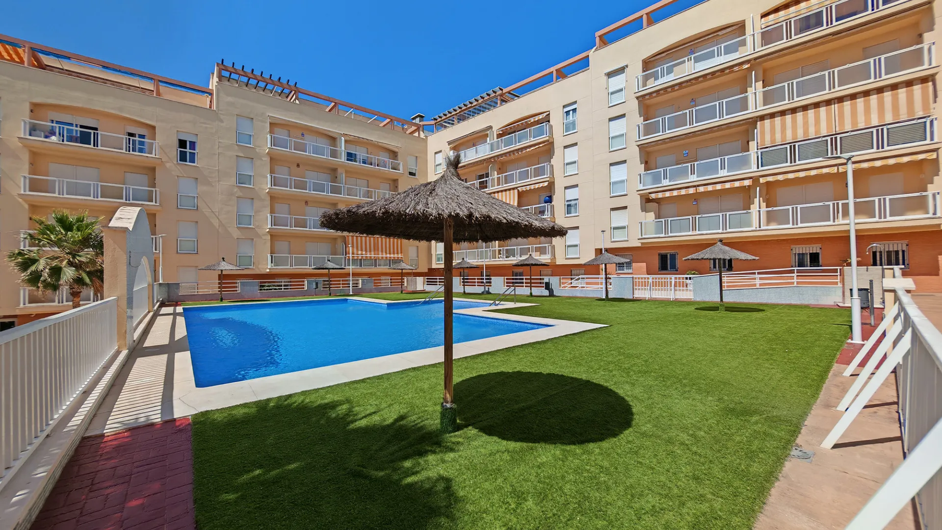 Manilva, apartamento a la venta con 2 dormitorios