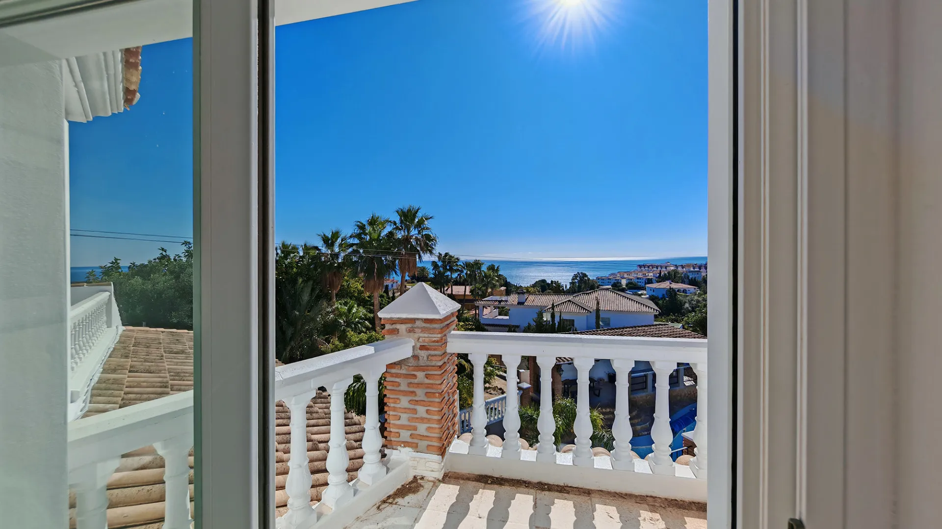 Comprar villa de 9 dormitorios en La Capellania