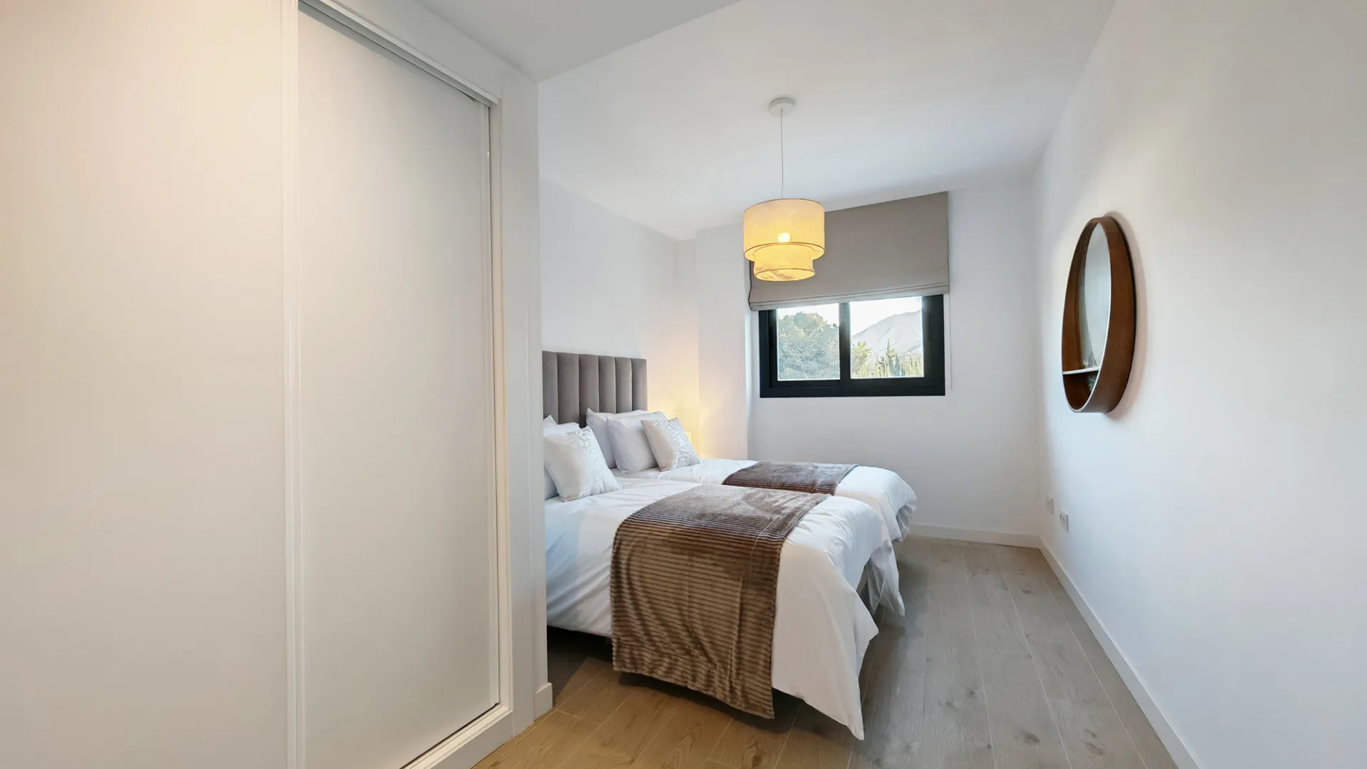 Estepona 4 bedrooms duplex penthouse for sale