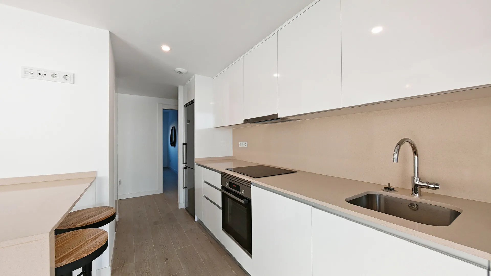 Estepona 4 bedrooms duplex penthouse for sale
