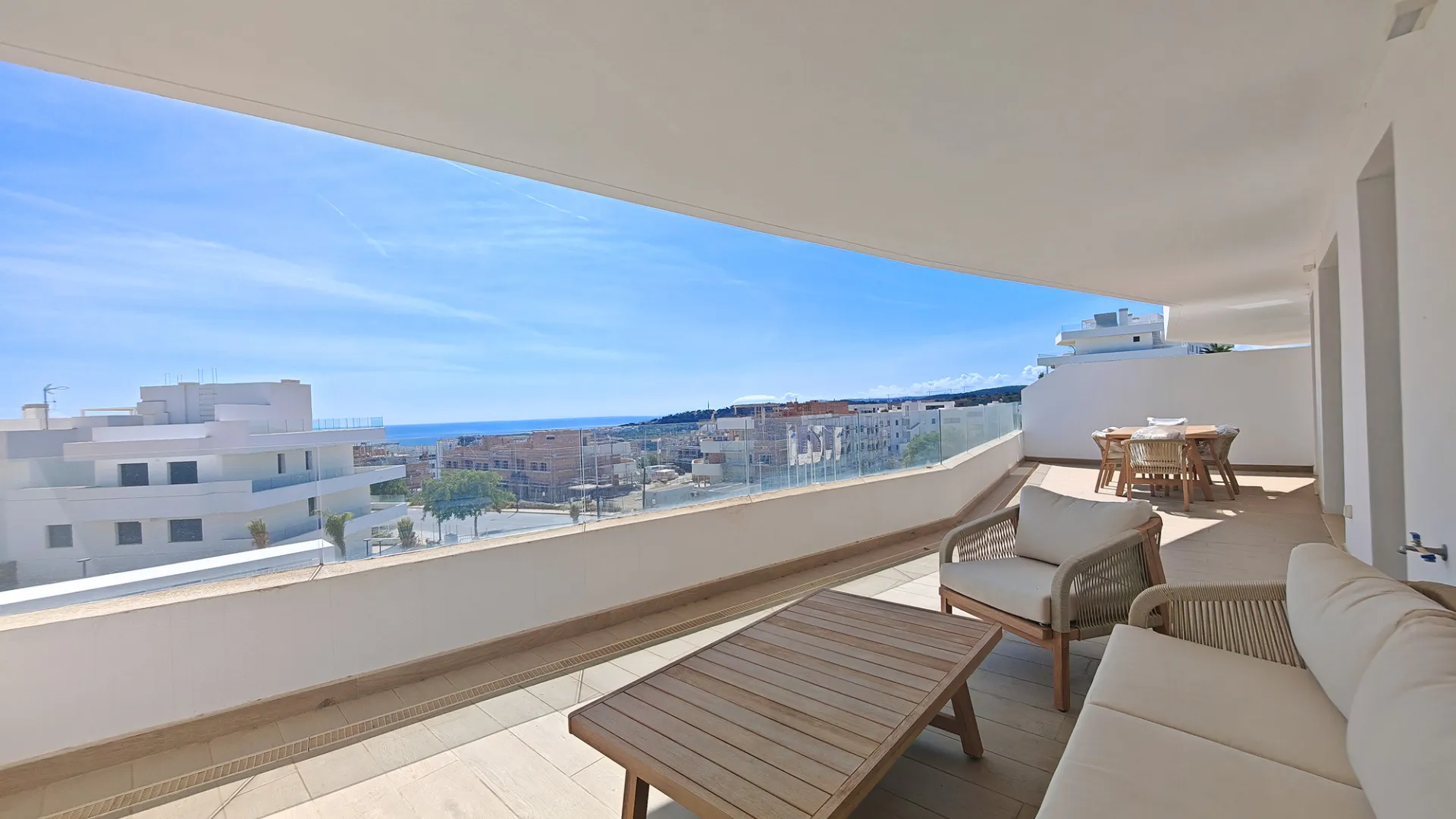 Atico duplex en venta en Estepona