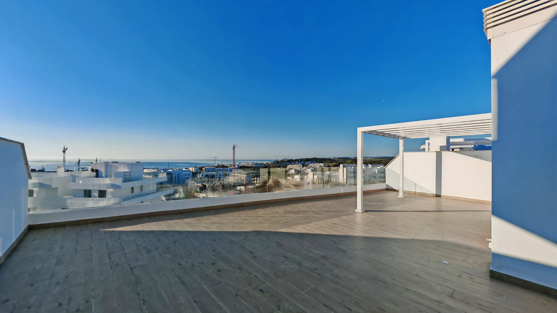 Estepona 4 bedrooms duplex penthouse for sale