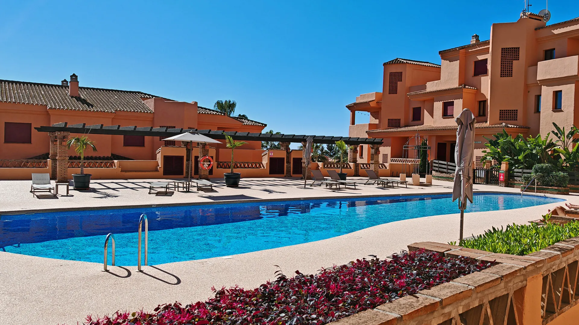 For sale penthouse in Benahavis