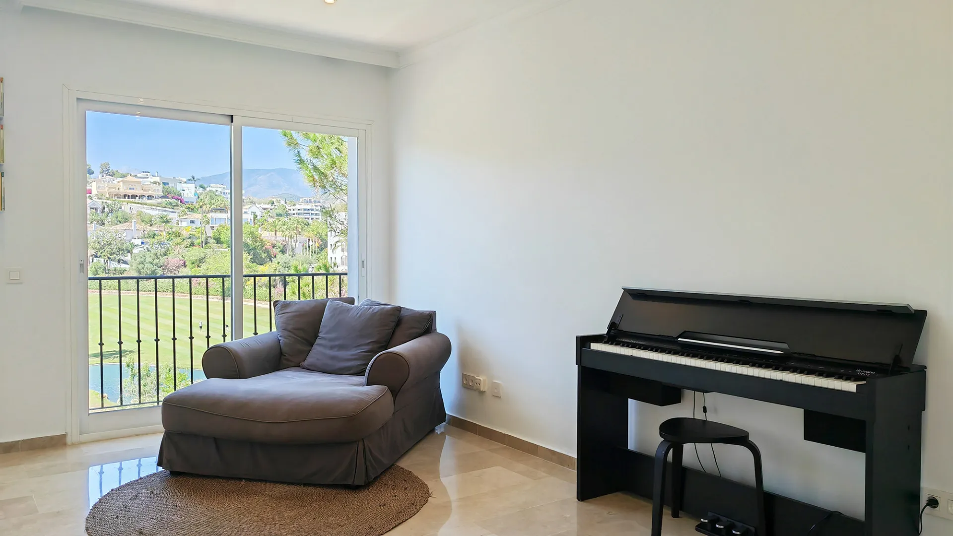 For sale town house in La Quinta