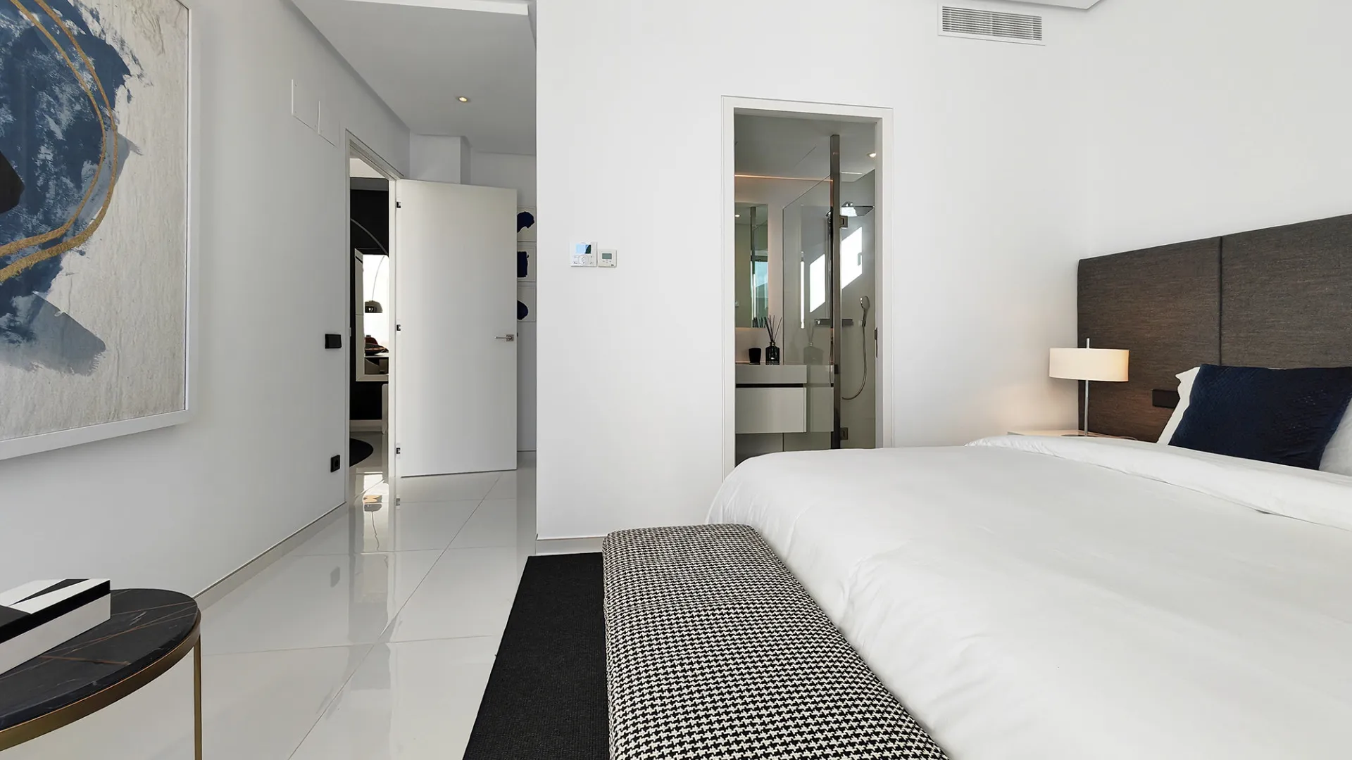 Monte Mayor villa for sale