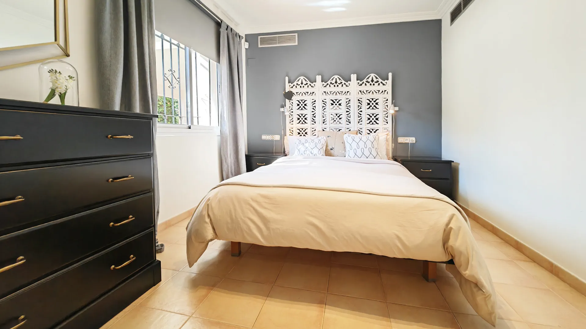 For sale villa in Marbesa