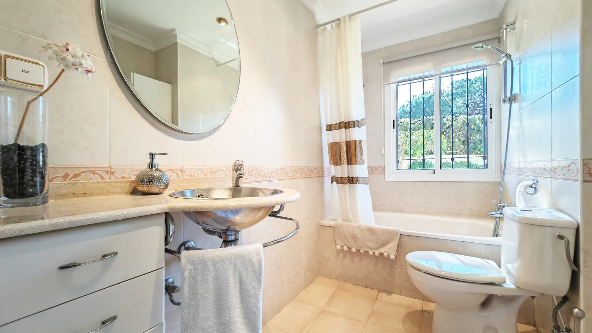 For sale villa in Marbesa