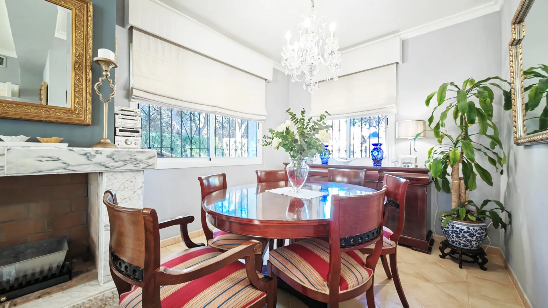 For sale villa in Marbesa