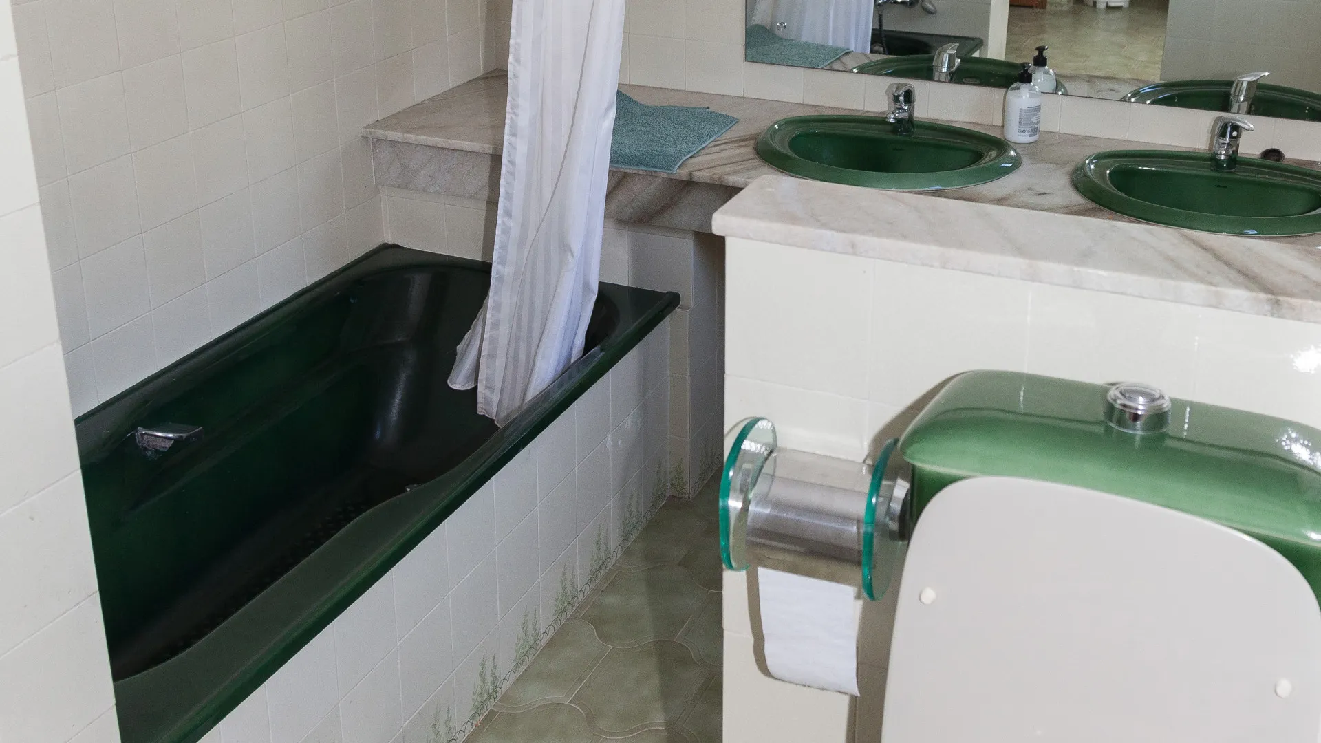For sale villa with 5 bedrooms in Mijas