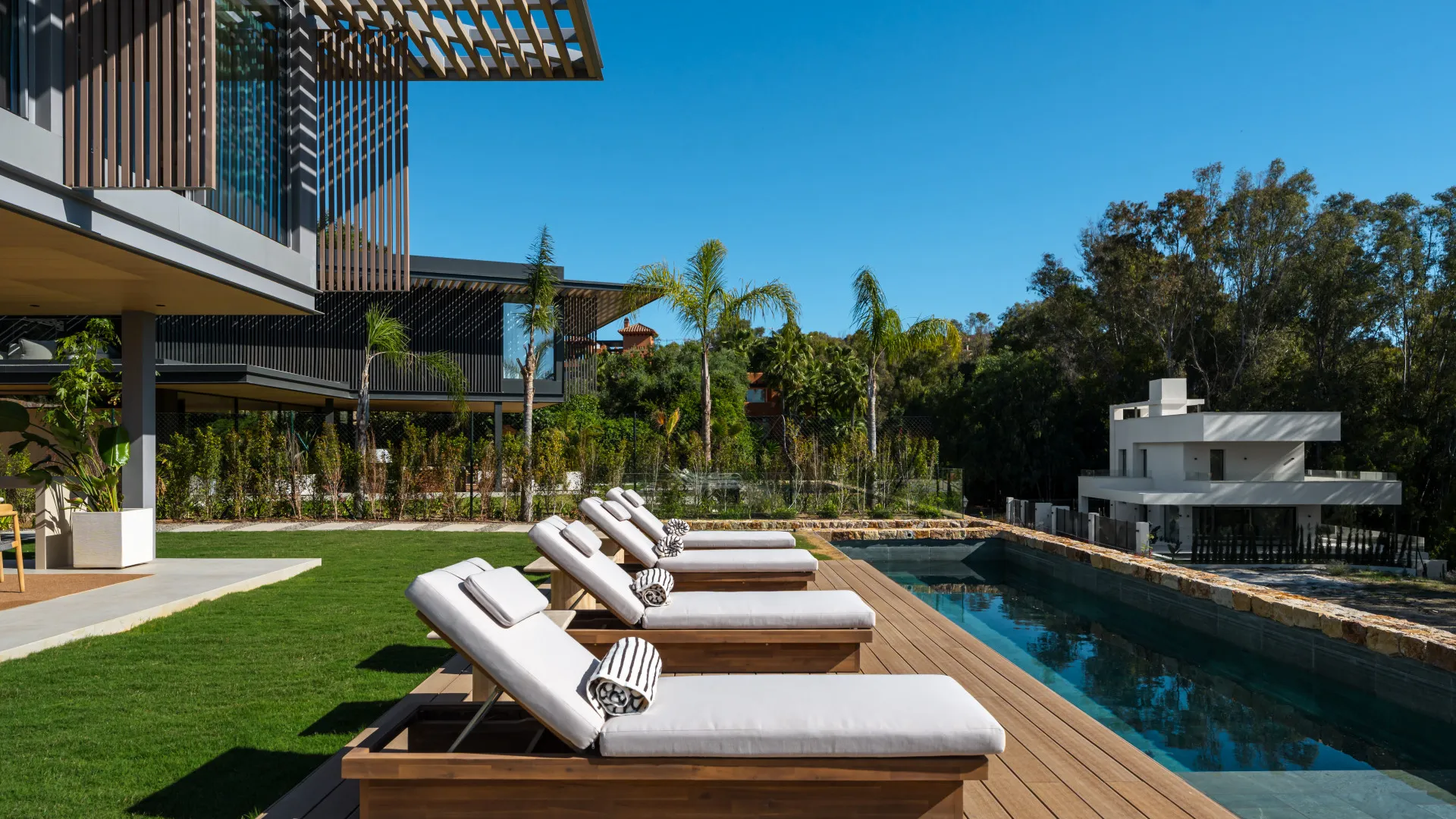 Se vende villa en La Cerquilla de 4 dormitorios
