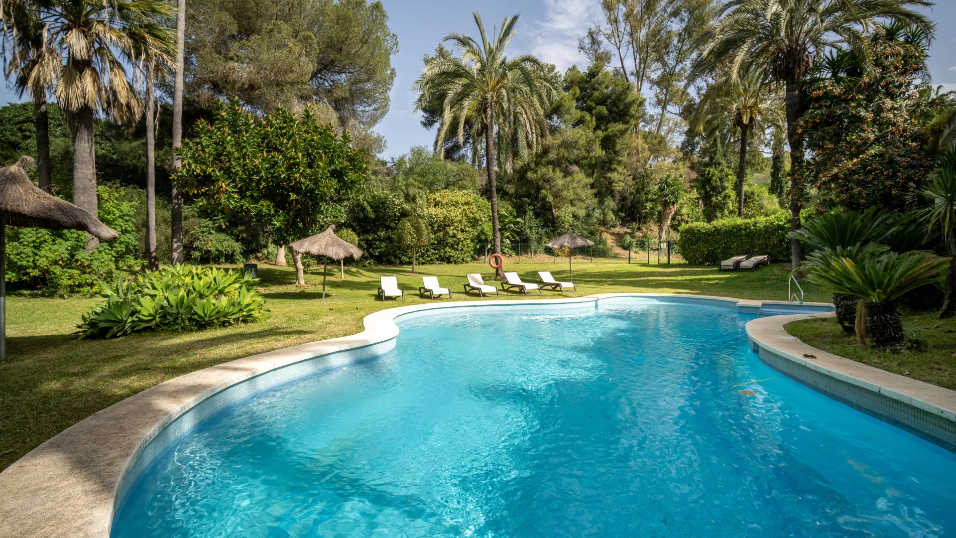 Buy Marbella City 3 bedrooms apartment
