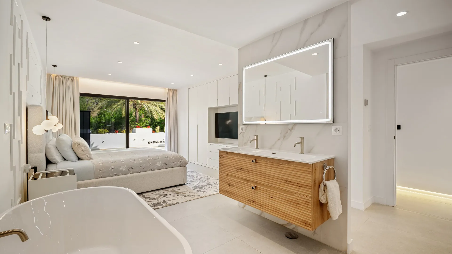 Buy Marbella City 3 bedrooms apartment