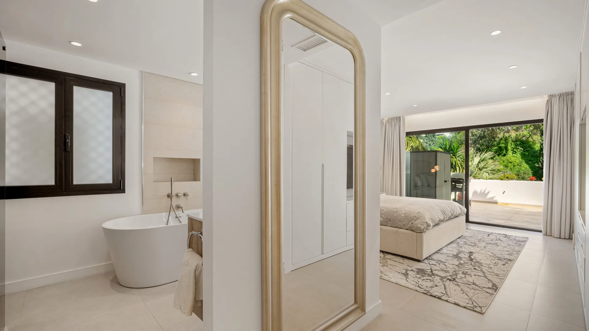 Buy Marbella City 3 bedrooms apartment