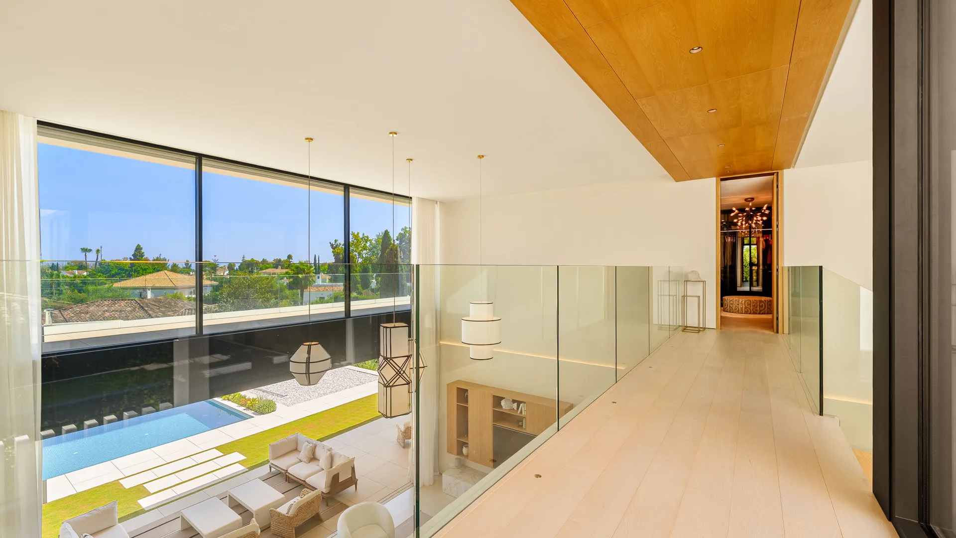 Villa for sale in Guadalmina Alta