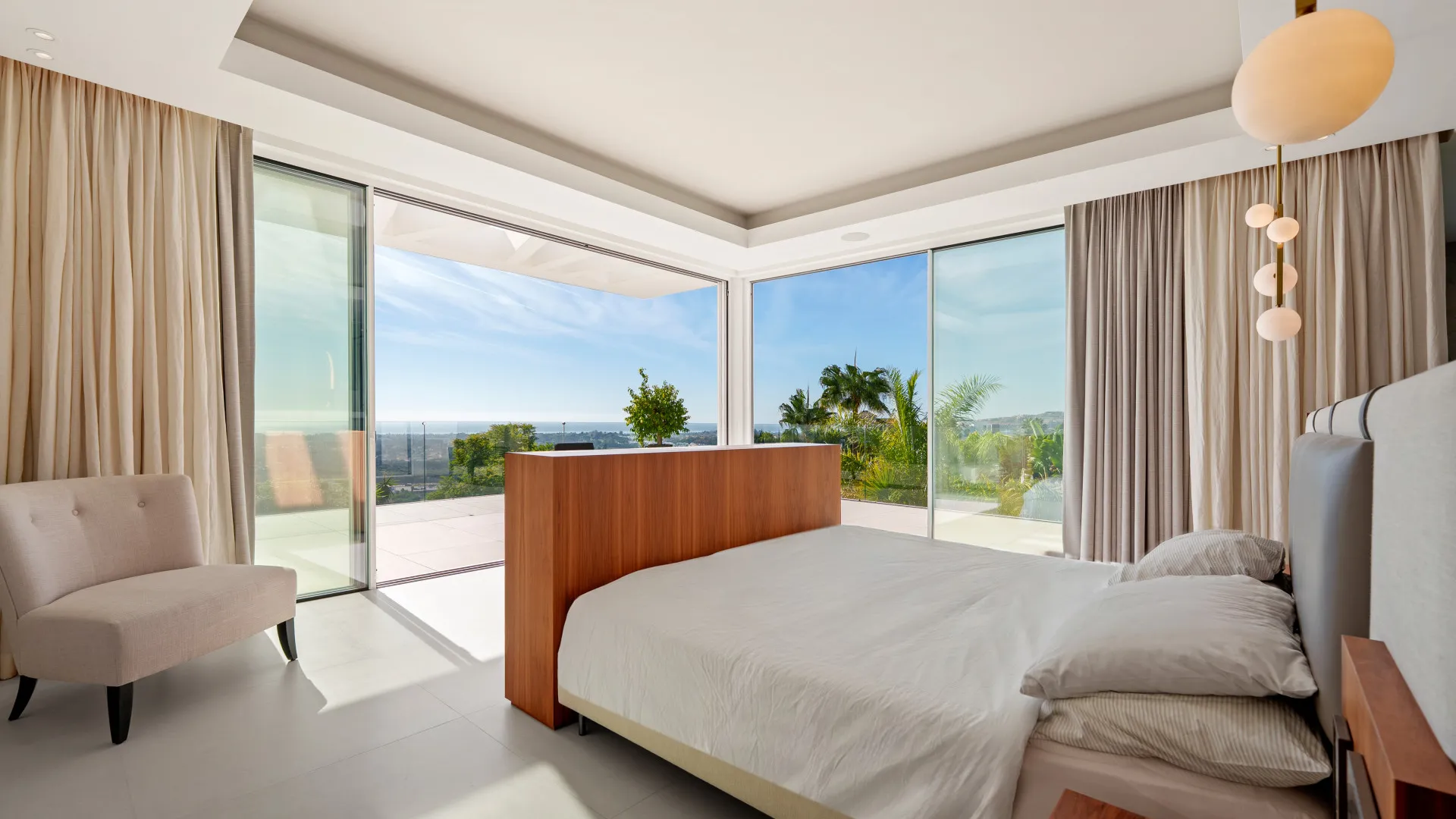 For sale 9 bedrooms villa in Puerto del Almendro