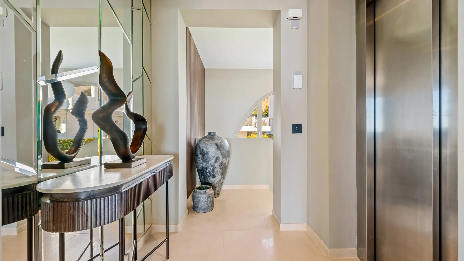 Buy duplex penthouse in Aloha