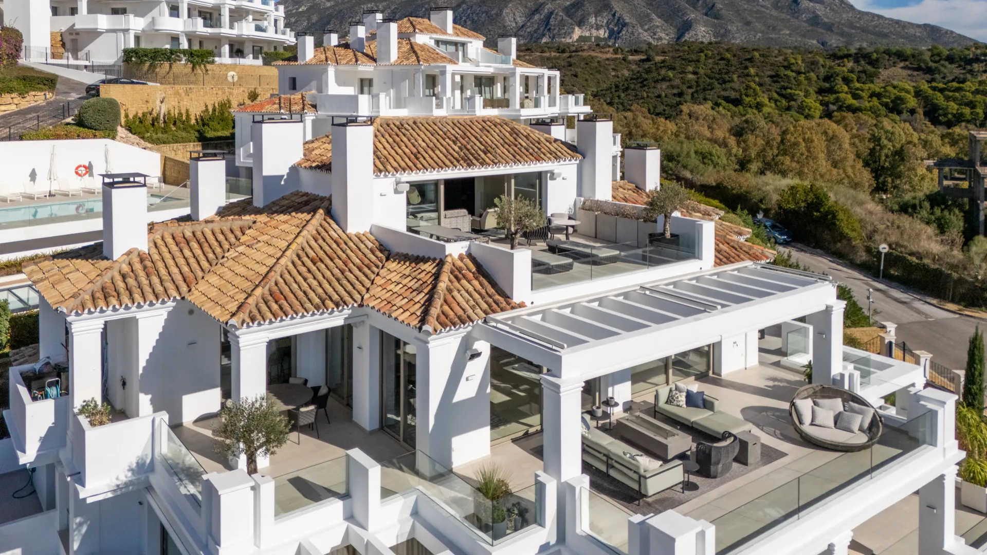 Buy duplex penthouse in Aloha