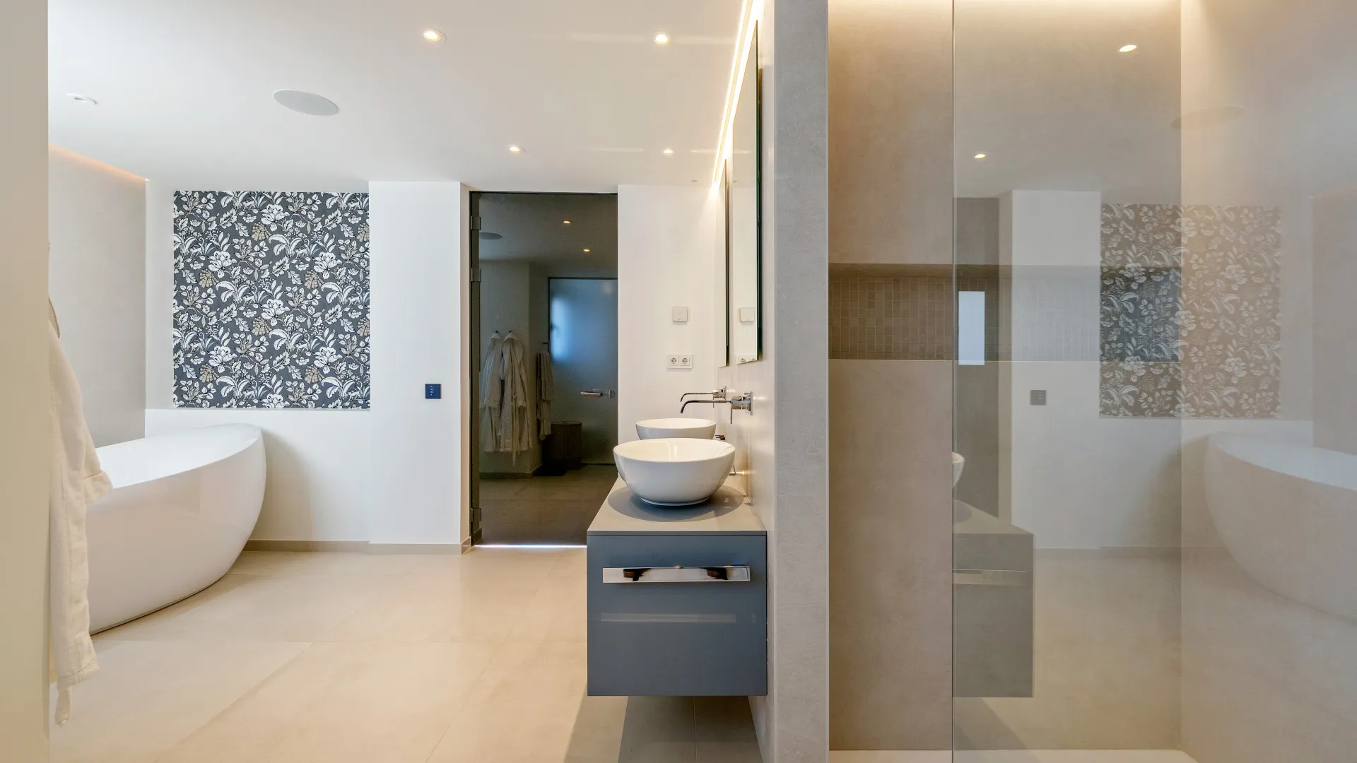 Buy duplex penthouse in Aloha