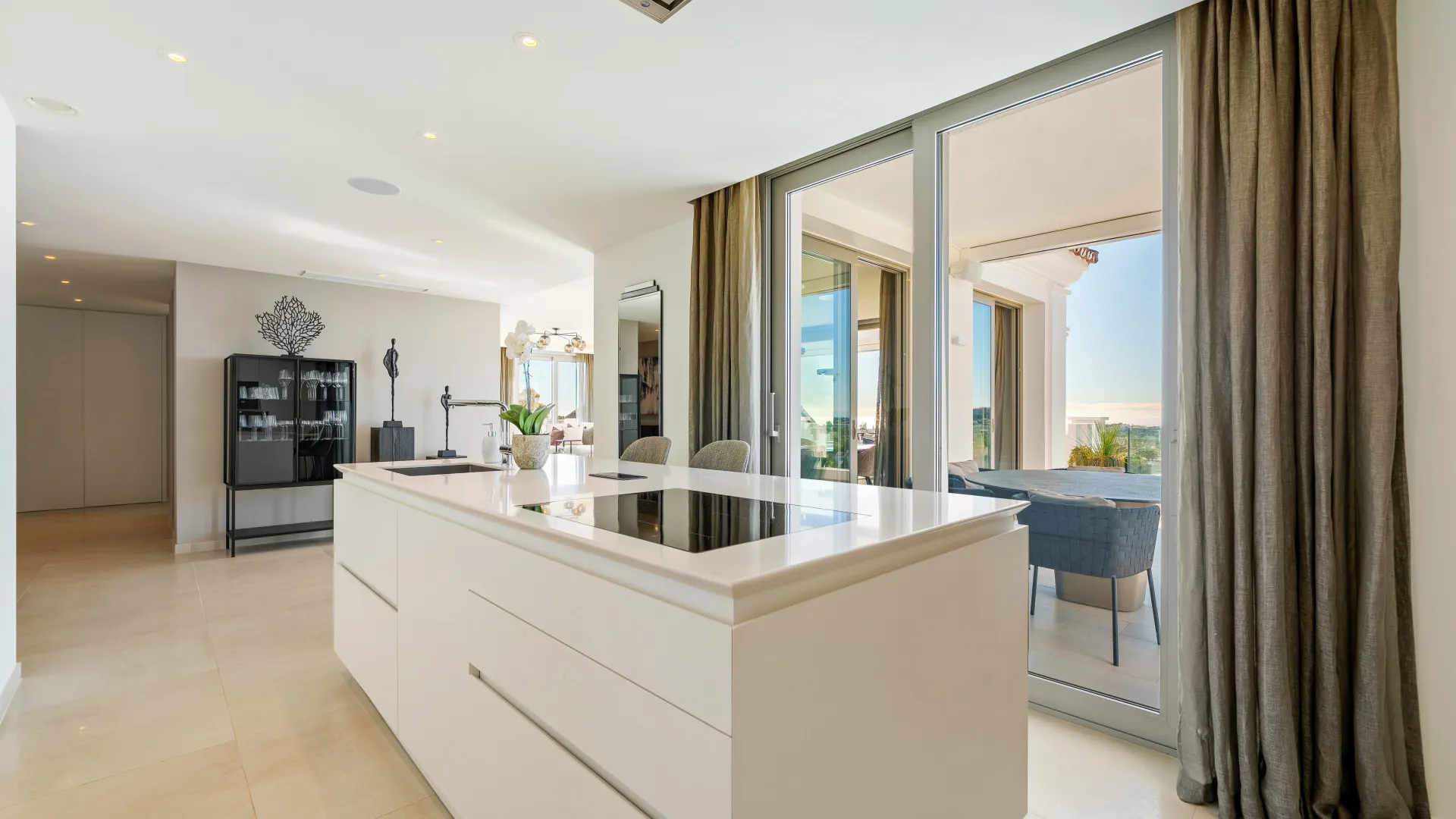 Buy duplex penthouse in Aloha