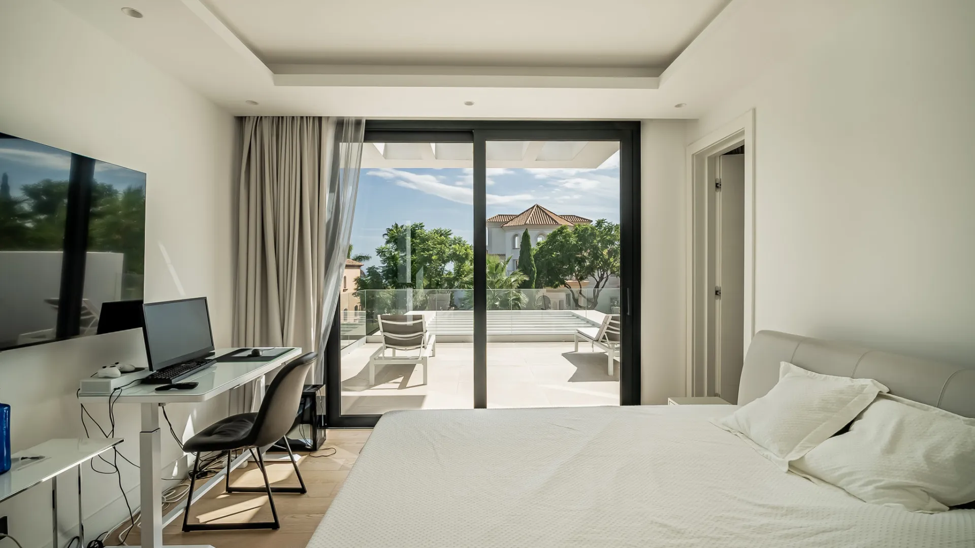 Villa a la venta en Los Flamingos con 5 dormitorios