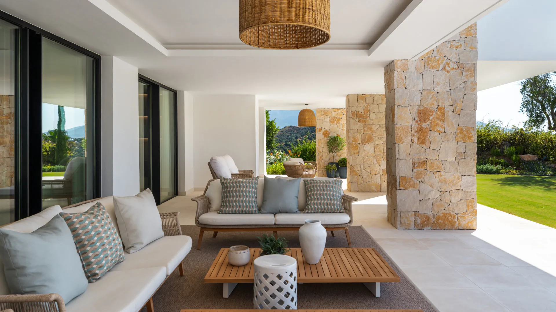 El Herrojo villa for sale